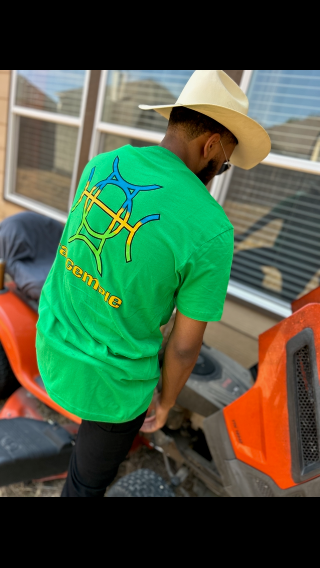 The Mark Crew in Green is the piece for who moves with purpose. A rich kelly green 100% cotton crewneck carries the TAUGEMPIE crest mark on the left chest and the full signature logo graphic across the back — clean on the front, statement on the back.