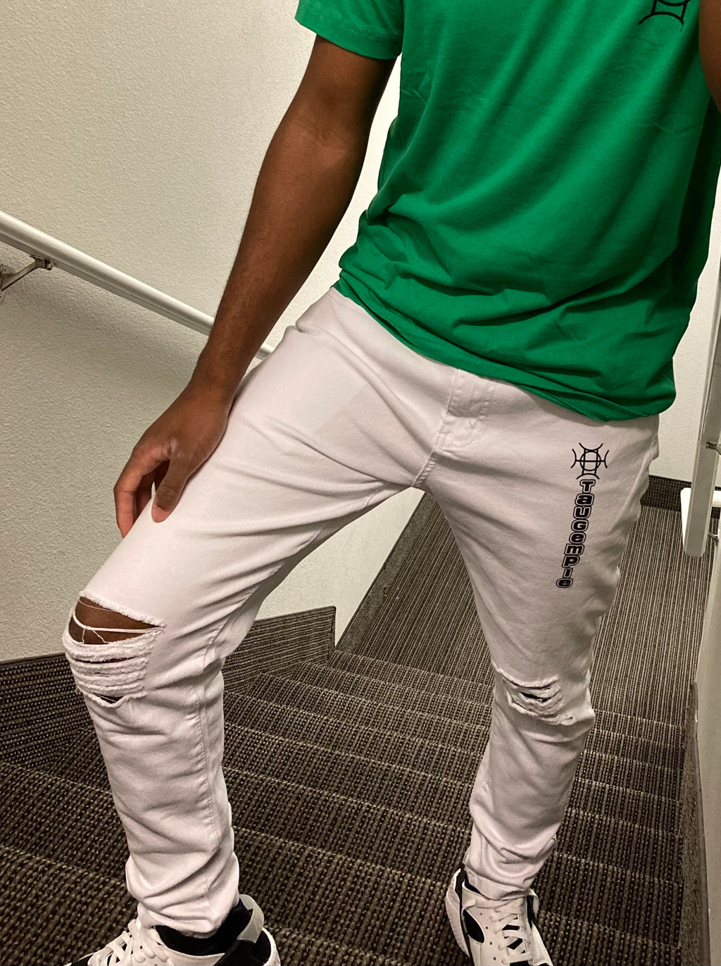 Clean. Sharp. Earned. Frost Discipline Denim is the all-white statement done with intention — distressed detail, branded logo, and a fit that commands respect without saying a word.