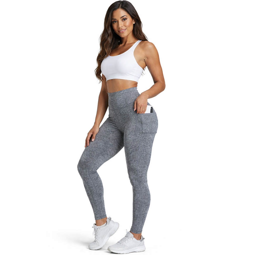 Neutral done right. The Discipline Legging in Static Gray brings heathered texture to high-performance structure — compression waistband, side phone pocket, waist card pocket, and all-day comfort built in.