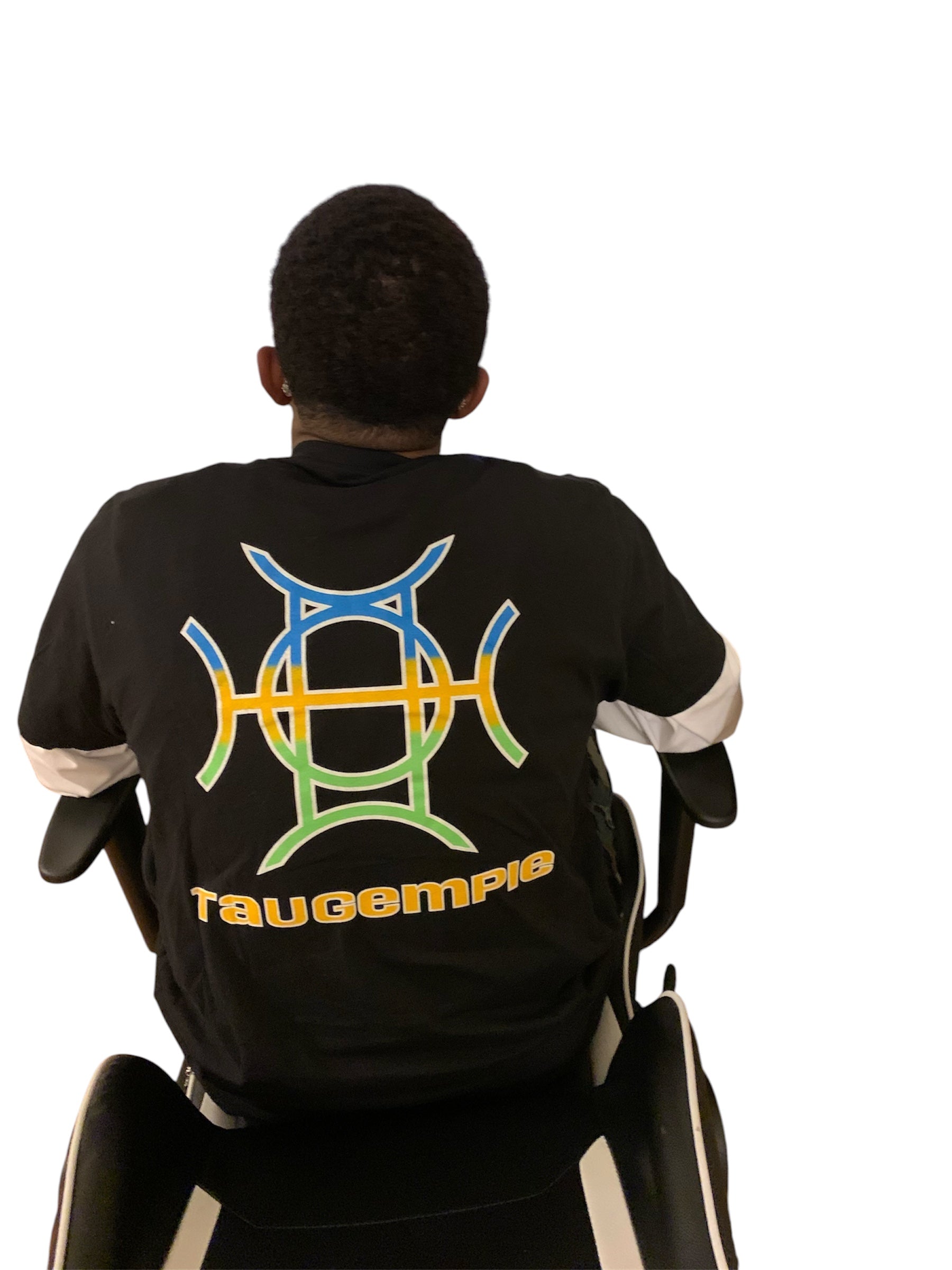 Black is the baseline of every serious wardrobe — and The Mark Crew elevates it. A 100% cotton crewneck in deep black carries the TAUGEMPIE crest mark on the left chest and the full signature logo graphic across the back. Front and back, the brand speaks.